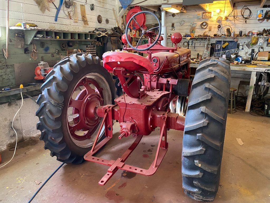 1945 FARMALL MODEL H NARROW FRONT END TRACTOR, S/N: FBH209622