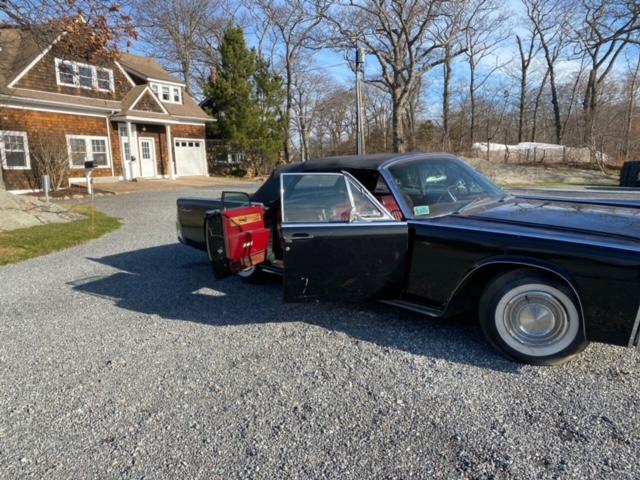 SEE VIDEO 1962 LINCOLN CONTINENTAL 4-DOOR SEDAN CONVERTIBLE, 430 V8, SUICIDE DOORS, VIN: 2Y86H403143