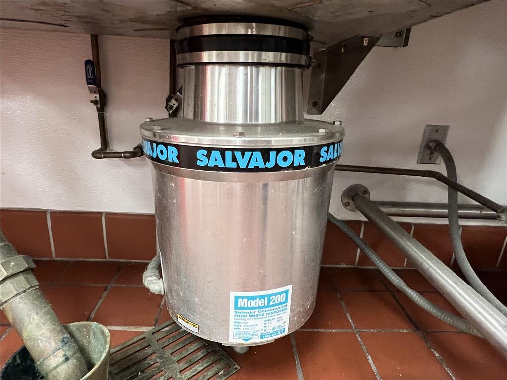 FLR B1: 19'7"X30" S/S COUNTER WITH 2-BAY SINK, SALVAJOR MODEL 200 FOOD WASTE DISPOSAL SYSTEM,