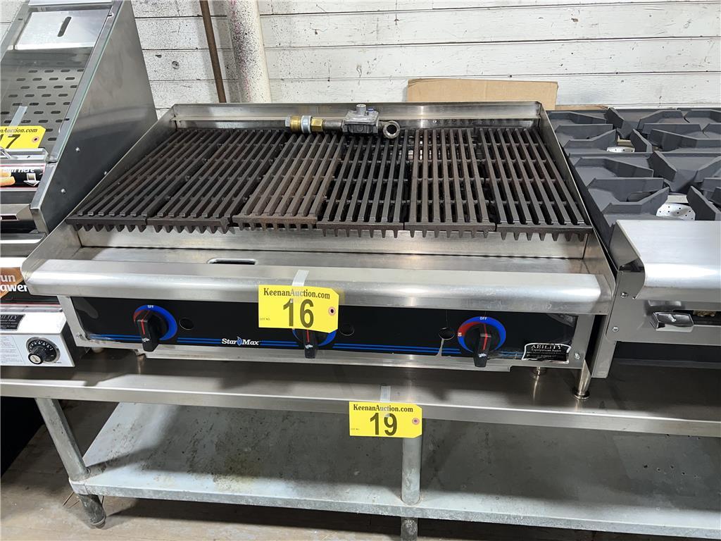 STAR MAX 36" X 26" COUNTERTOP STAINLESS STEEL CHARBROILER, NATURAL GAS, 3-BURNER