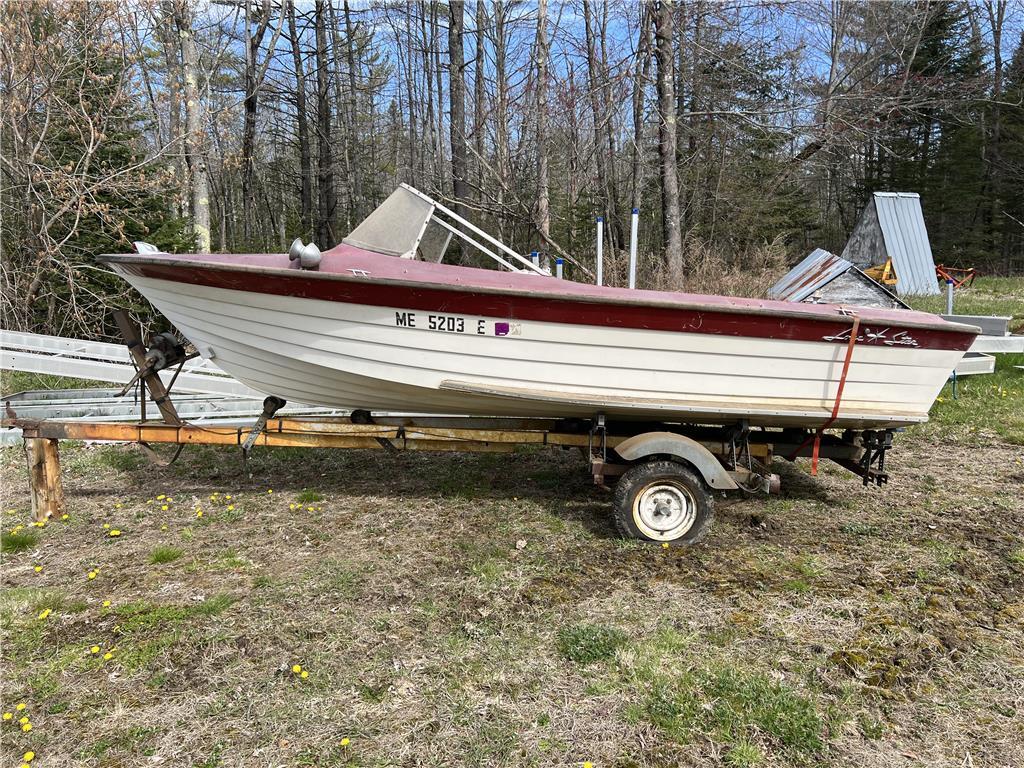 1965 LONE STAR MAYPORT 16.5' FIBERGLASS V-HULL BOAT WITH S/A TRAILER, S/N: 57710065