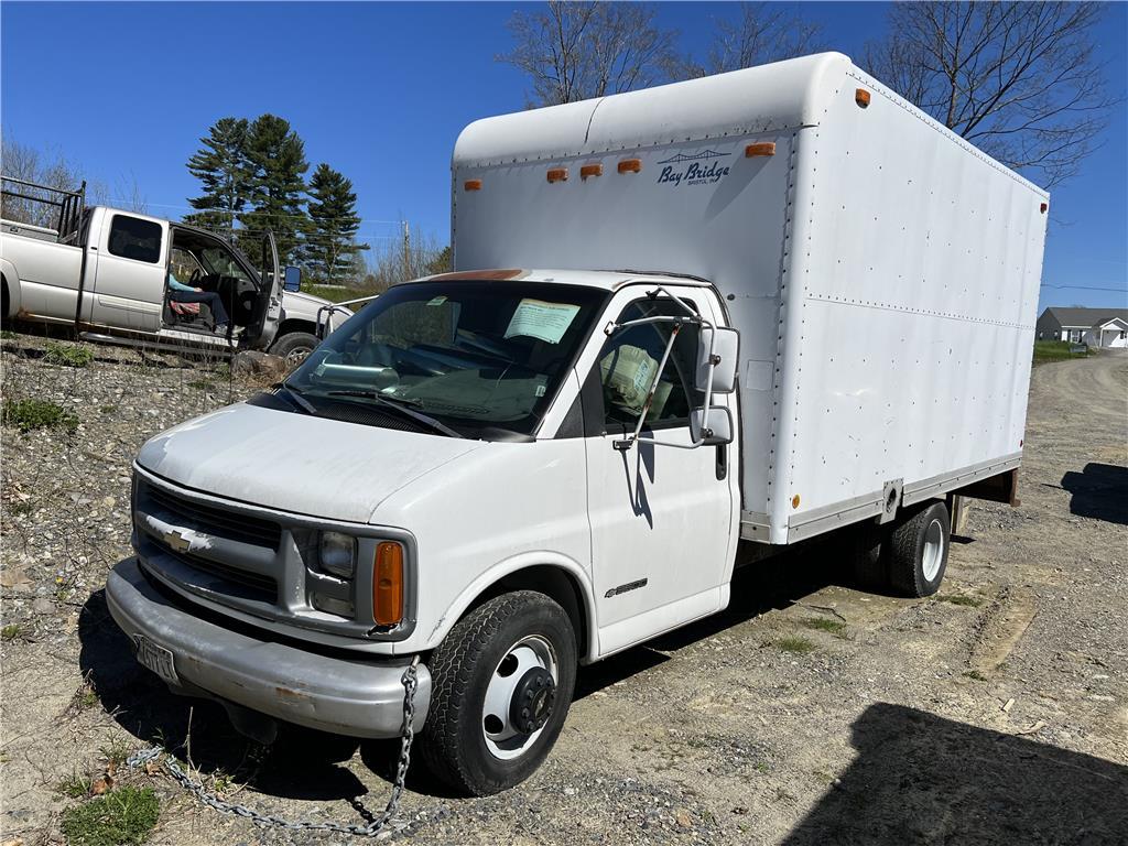 1999 CHEVROLET 3500 EXPRESS CUTAWAY BAY BRIDGE 14'8" VAN BODY, VIN: 1GBHG31R9X1100541 W/ CONTENTS