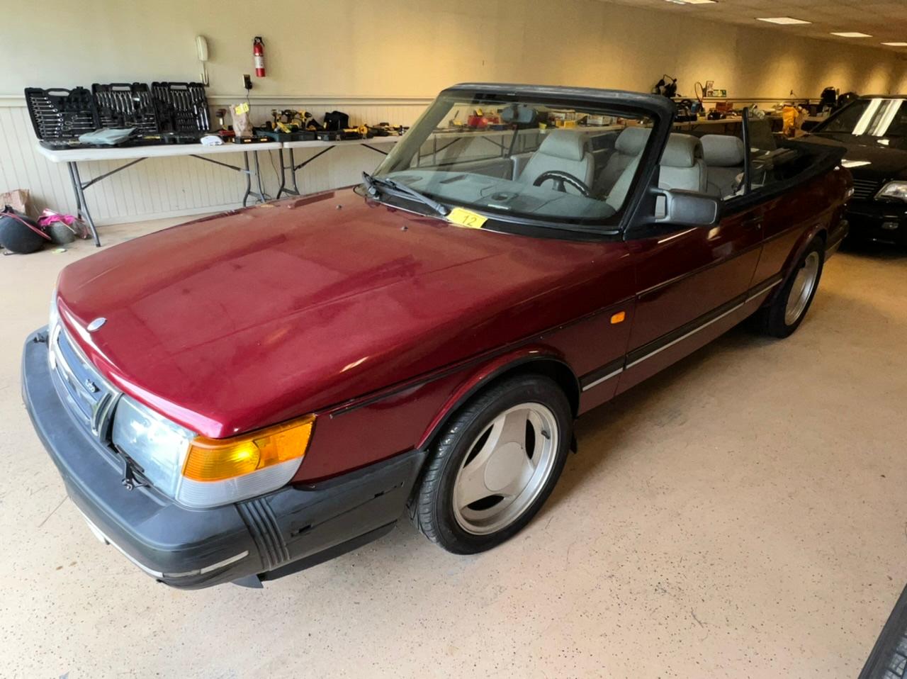 1993 SAAB 900 TURBO CONVERTIBLE, 5-SPD TRANS, SOUTHERN CAR, VIN: YS3AL75L8P7002712, 130,856 MI.