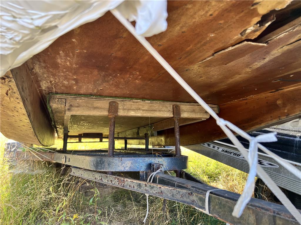 *ITEM IS LOCATED AT 624 MAIN RD., MILFORD, ME* WOODEN TUNNEL HULL & TRAILER, CANARD ADJUSTABLE WING