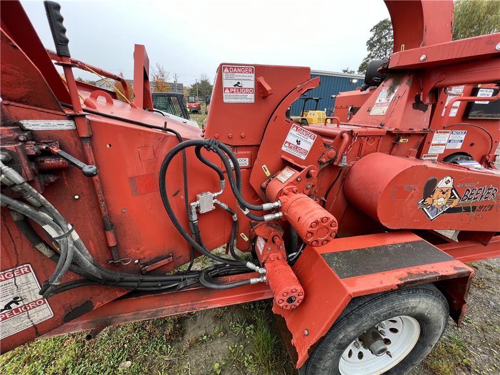 2015 MORBARK BEEVER M12R 12" CHIPPER, 115HP CAT 4-CYLINDER DIESEL, GVWR: 2,749-LB., HOURS: 786.5