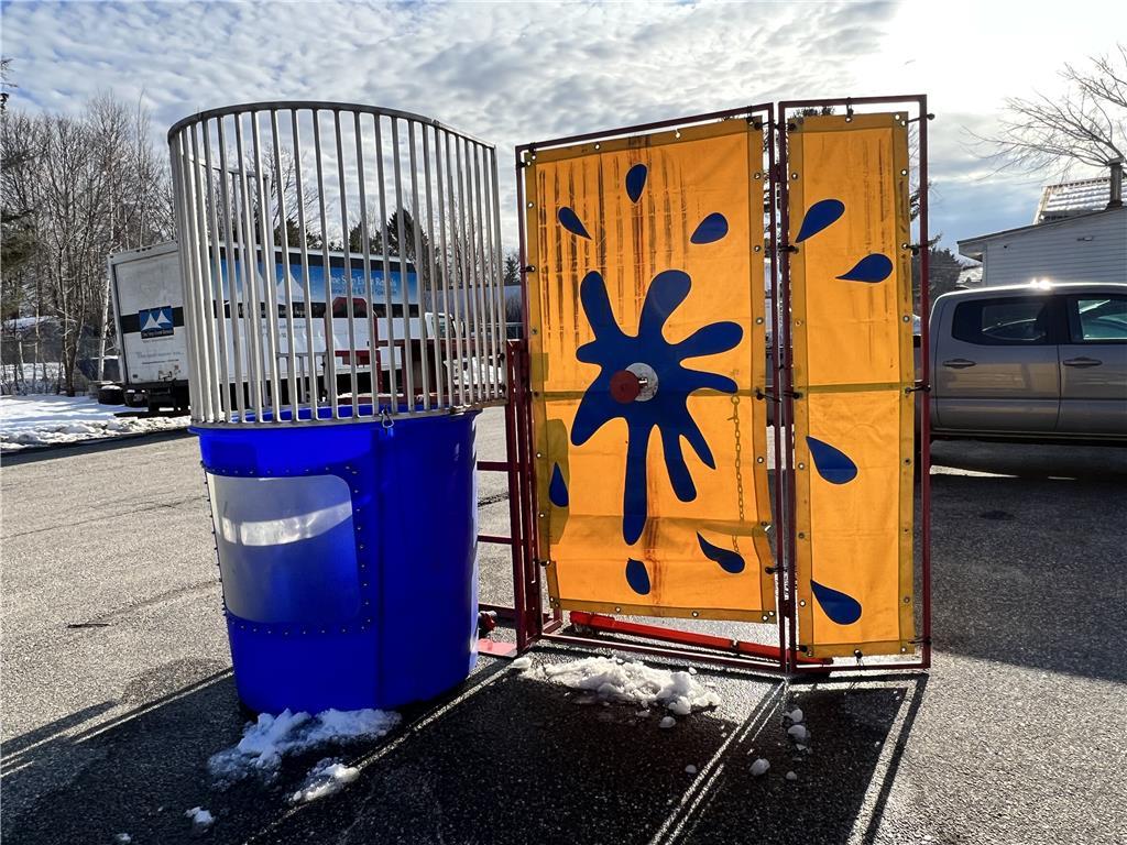 HI STRIKER COMPANY TRAILERABLE DUNK TANK