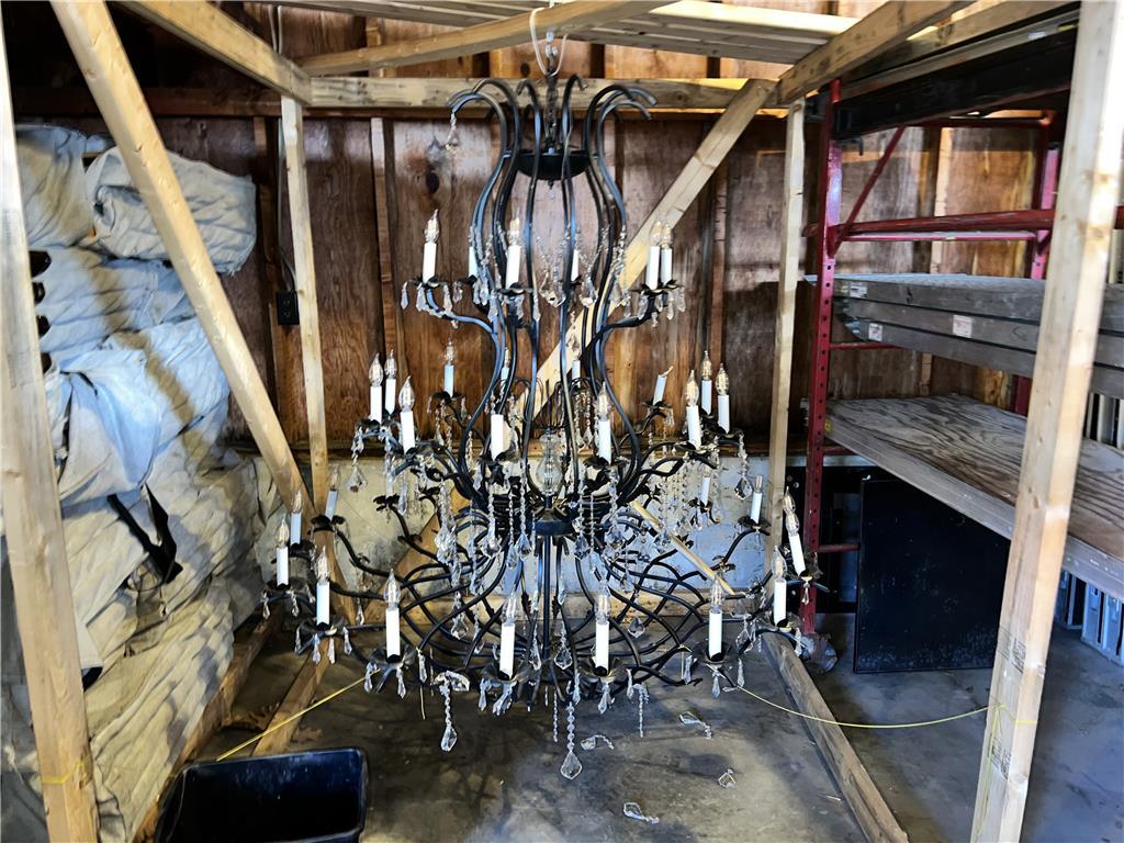 60" CHANDELIER