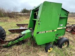 JOHN DEERE MODEL 335 ROUND HALE BALER