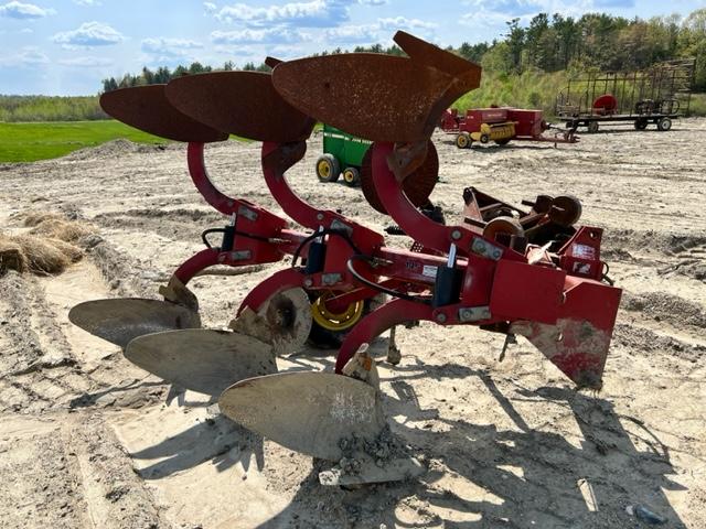 2005 CASE IH 145 MBPL PLOW, 3-BOTTOM