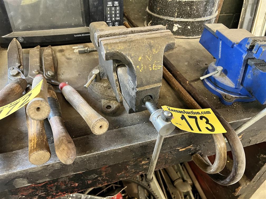 HEAVY DUTY 6" BENCH VISE