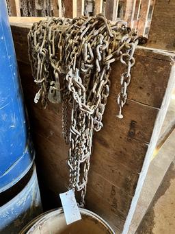 LOT OF ASSORTED TIRE CHAINS