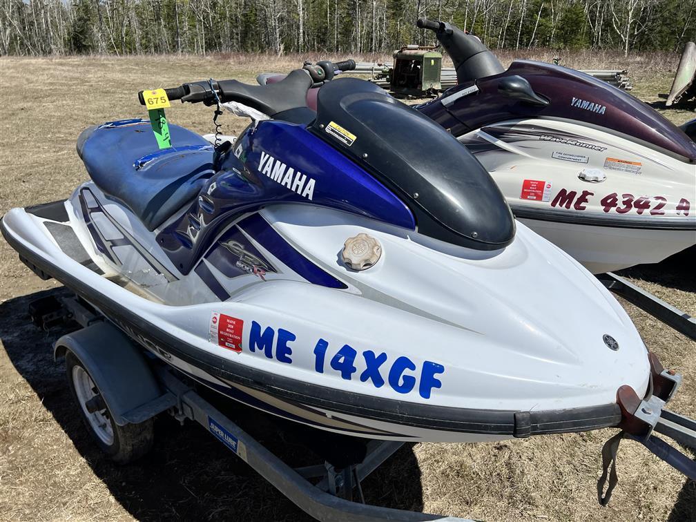 2001 YAMAHA GP800R WAVE RUNNER JET SKI, VIN: YAMA1006A101