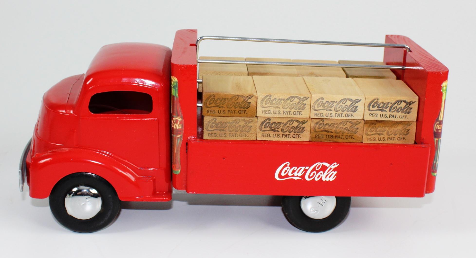 SMITH MILLER COCA COLA TRUCK WITH WOOD COKE CRATES