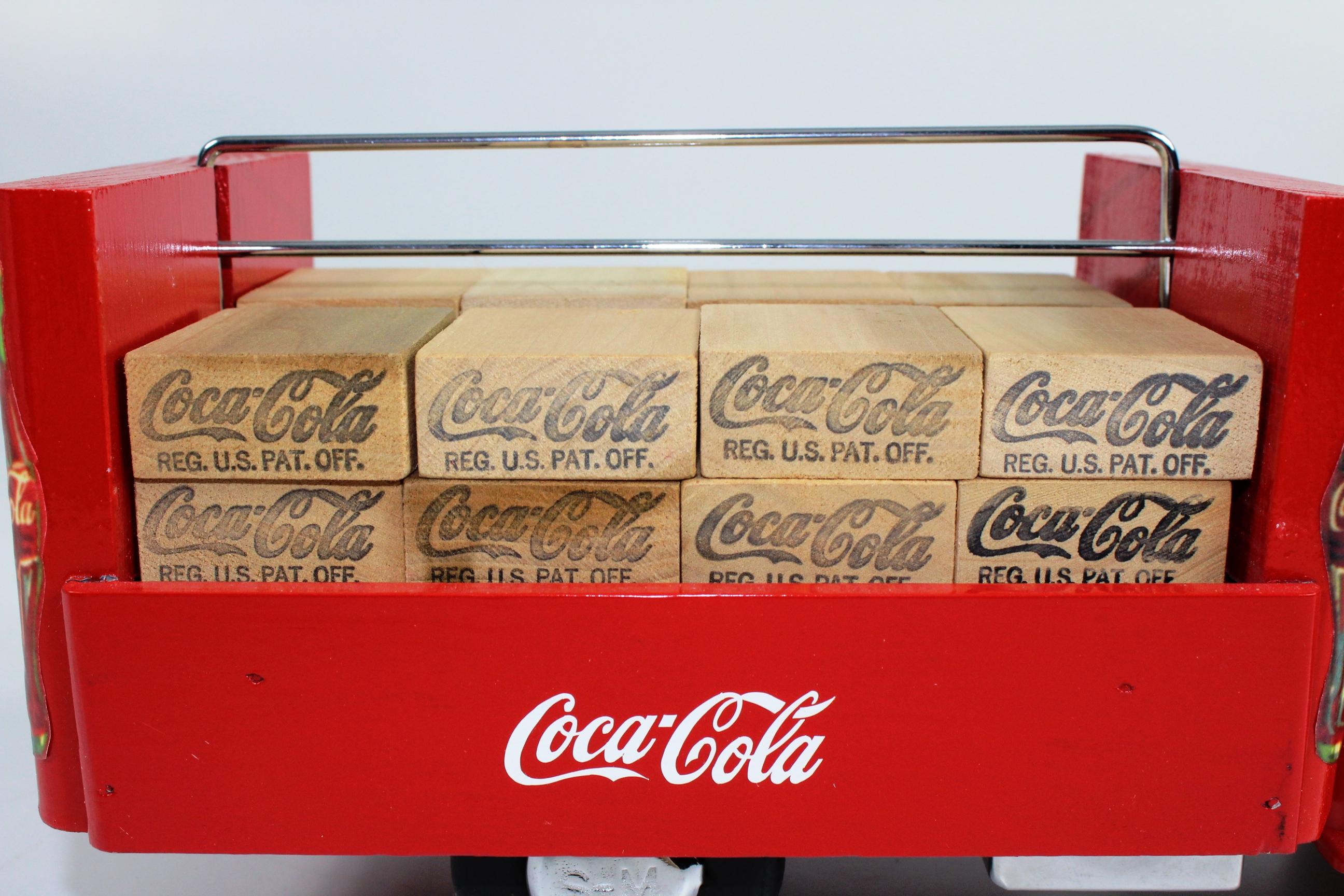 SMITH MILLER COCA COLA TRUCK WITH WOOD COKE CRATES