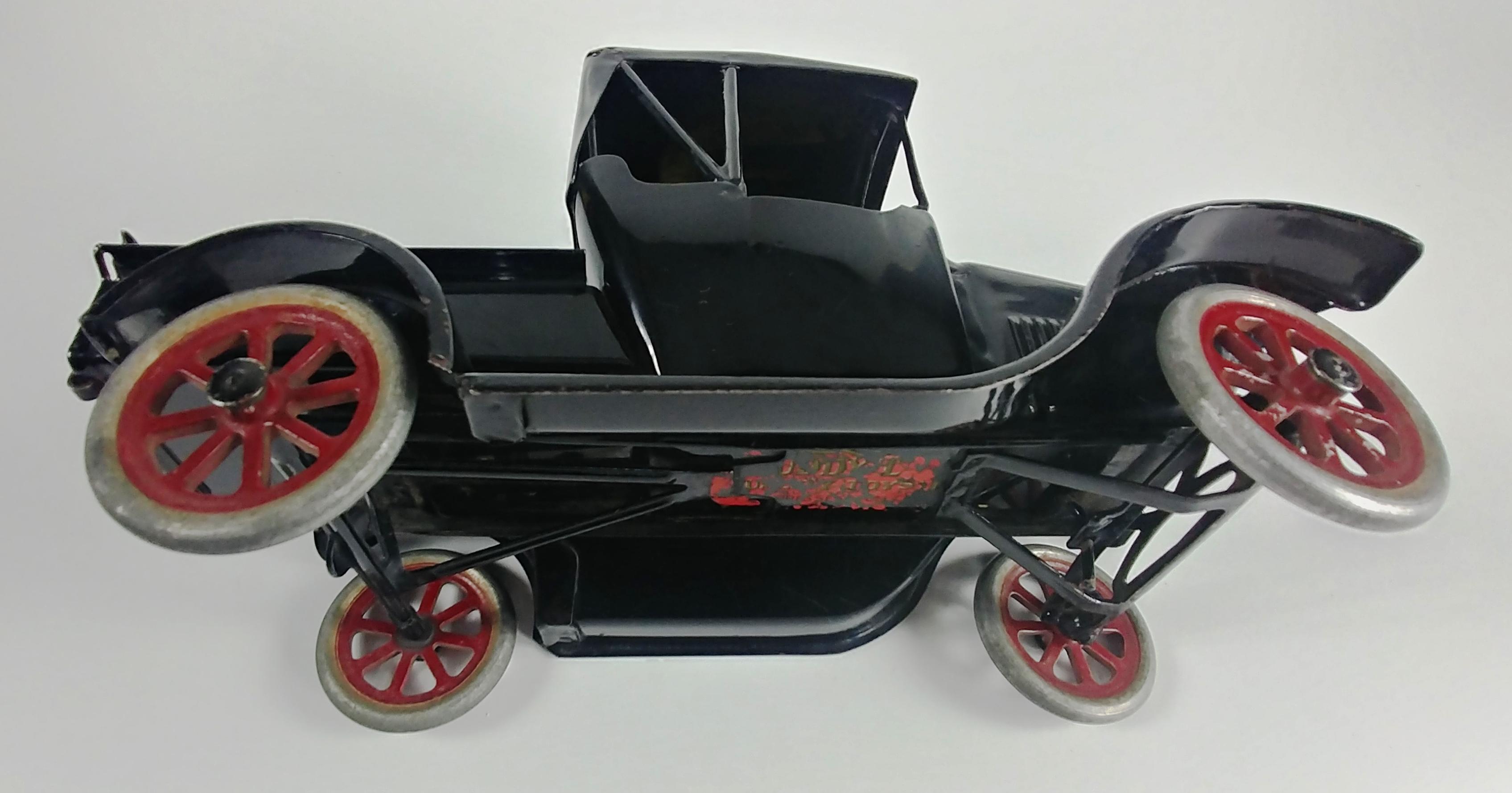 BUDDY L  FORD MODEL T FLIVVER TRUCK CIRCA 1920s