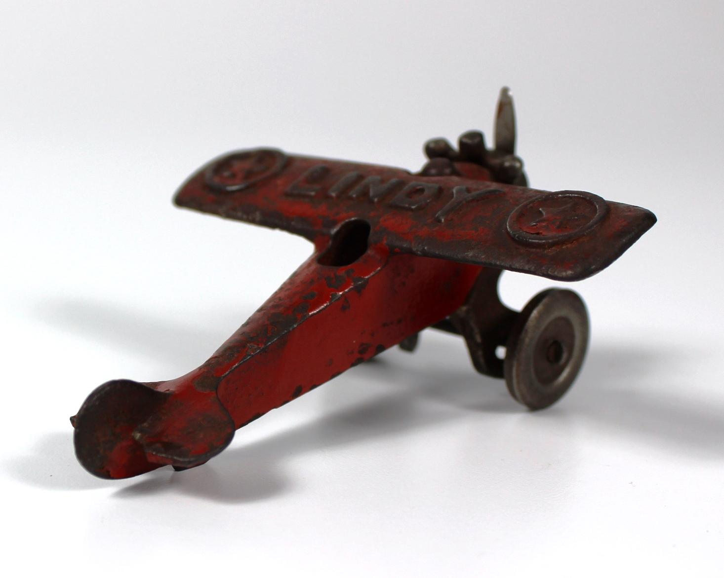 VINTAGE HUBLEY "LINDY" SINGLE ENGINE CAST IRON PLANE