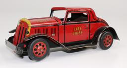 VINTAGE MARX TIN FRICTION FIRE CHIEF CAR