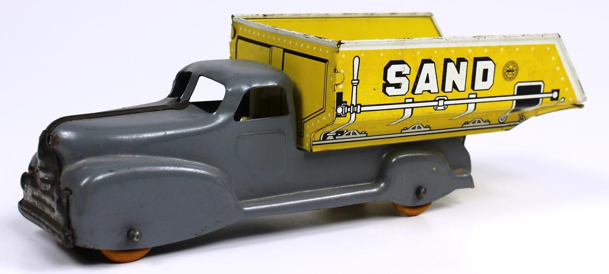 VINTAGE MARX SAND & GRAVEL DUMP TRUCK