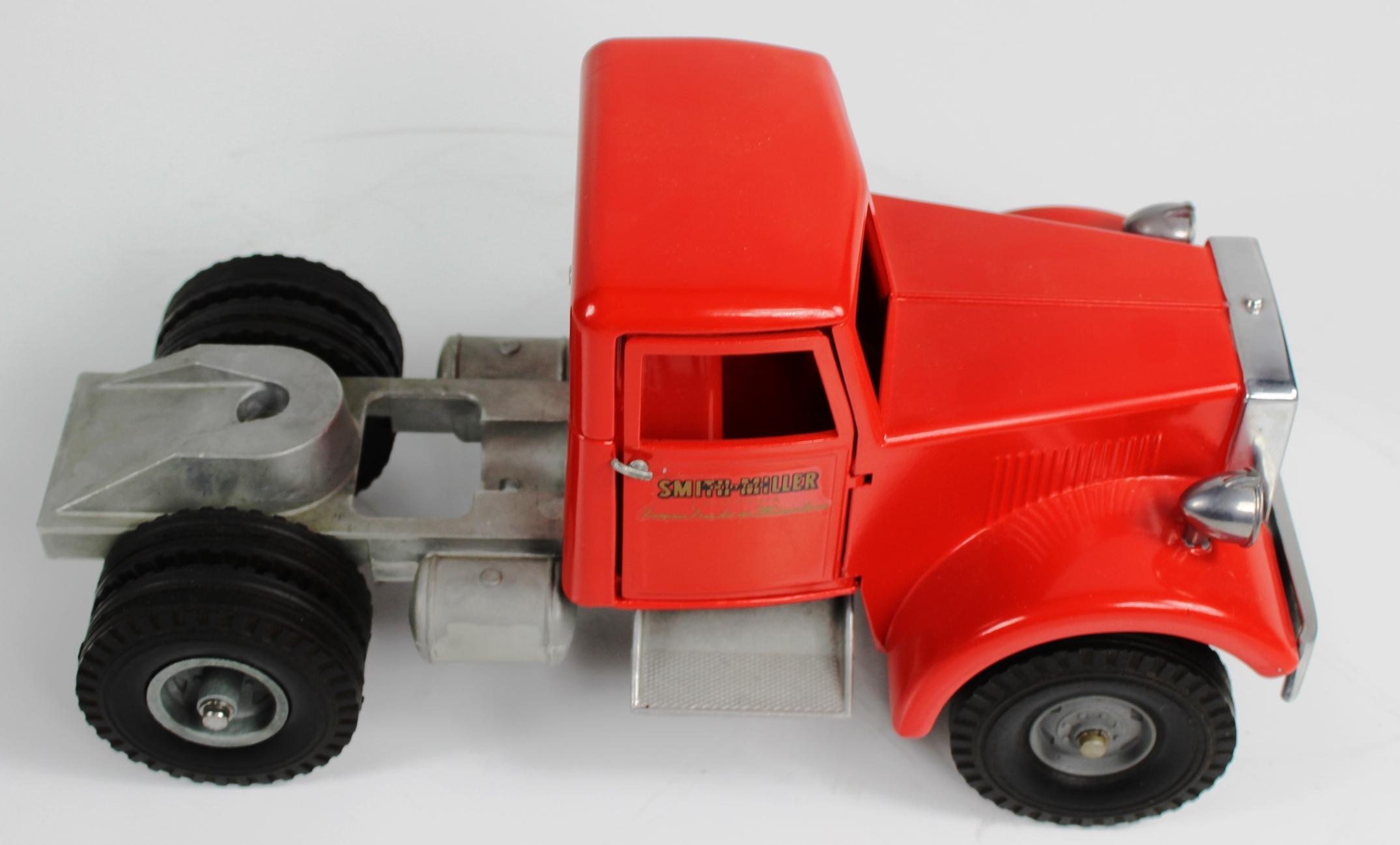 VINTAGE SMITH-MILLER P-I-E SEMI TRUCK & TRAILER - CIRCA 1950s