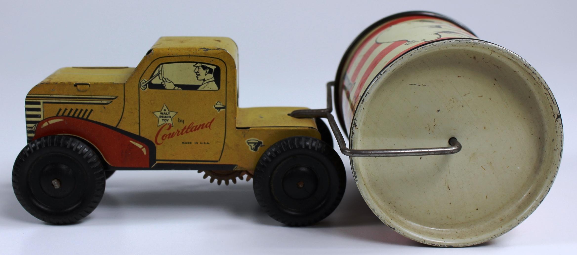 VINTAGE COURTLAND 1940s-1950s WIND-UP TRUCK & ROAD ROLLER