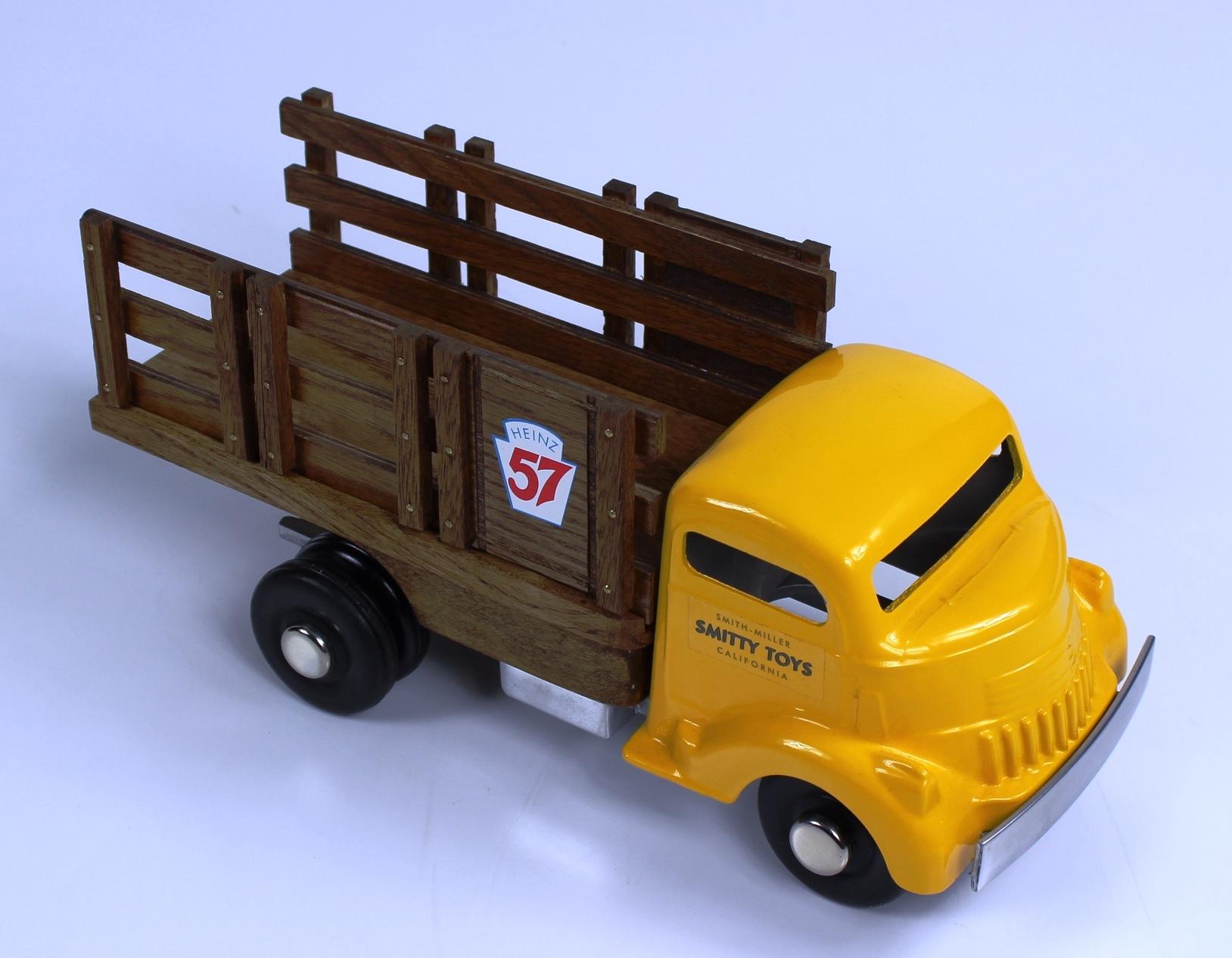 VINTAGE SMITH-MILLER SMITTY TOYS HEINZ 57 STAKE TRUCK 14" LONG