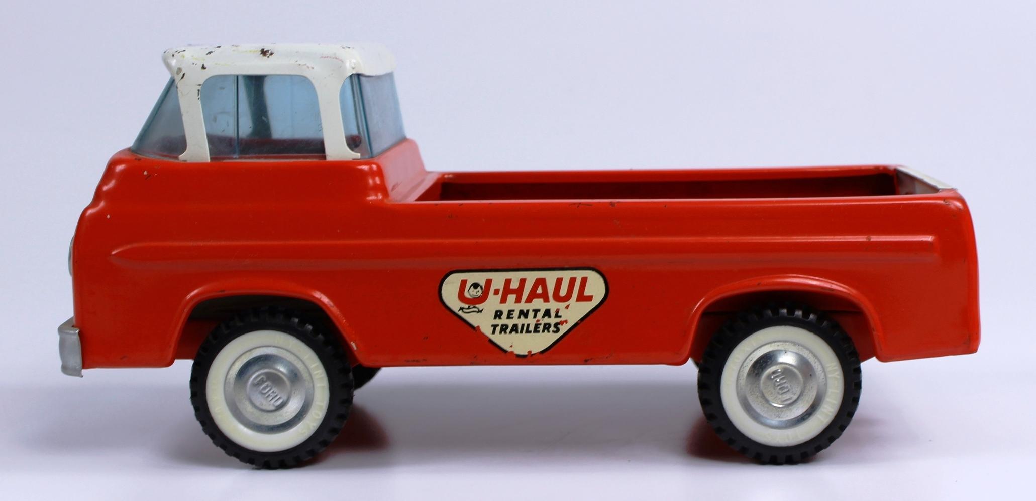 VINTAGE NYLINT FORD ECONOLINE UHAUL TRUCK AND 2 TRAILERS