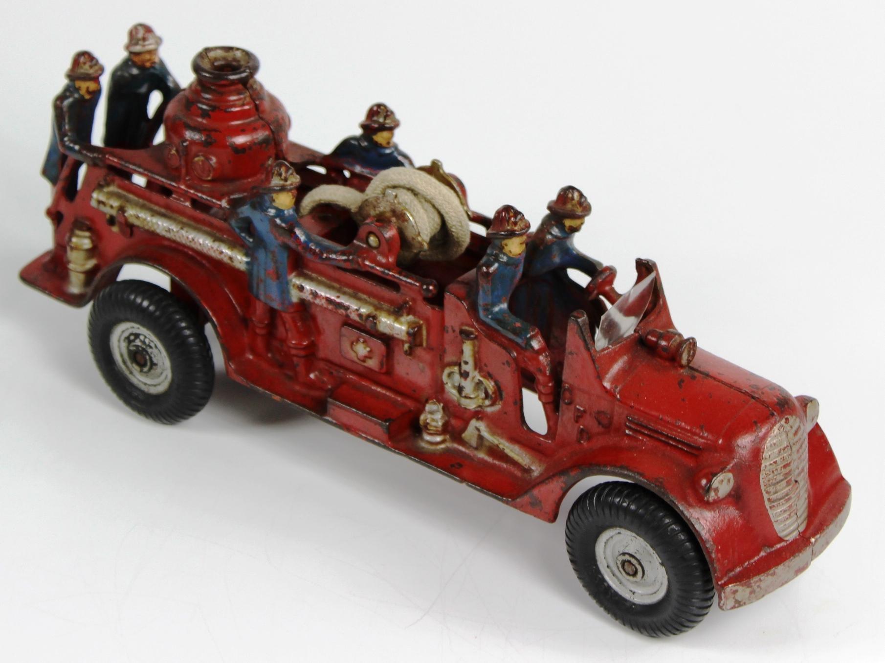 VINTAGE ARCADE CAST IRON 6 MAN PUMPER FIRE TRUCK 13"