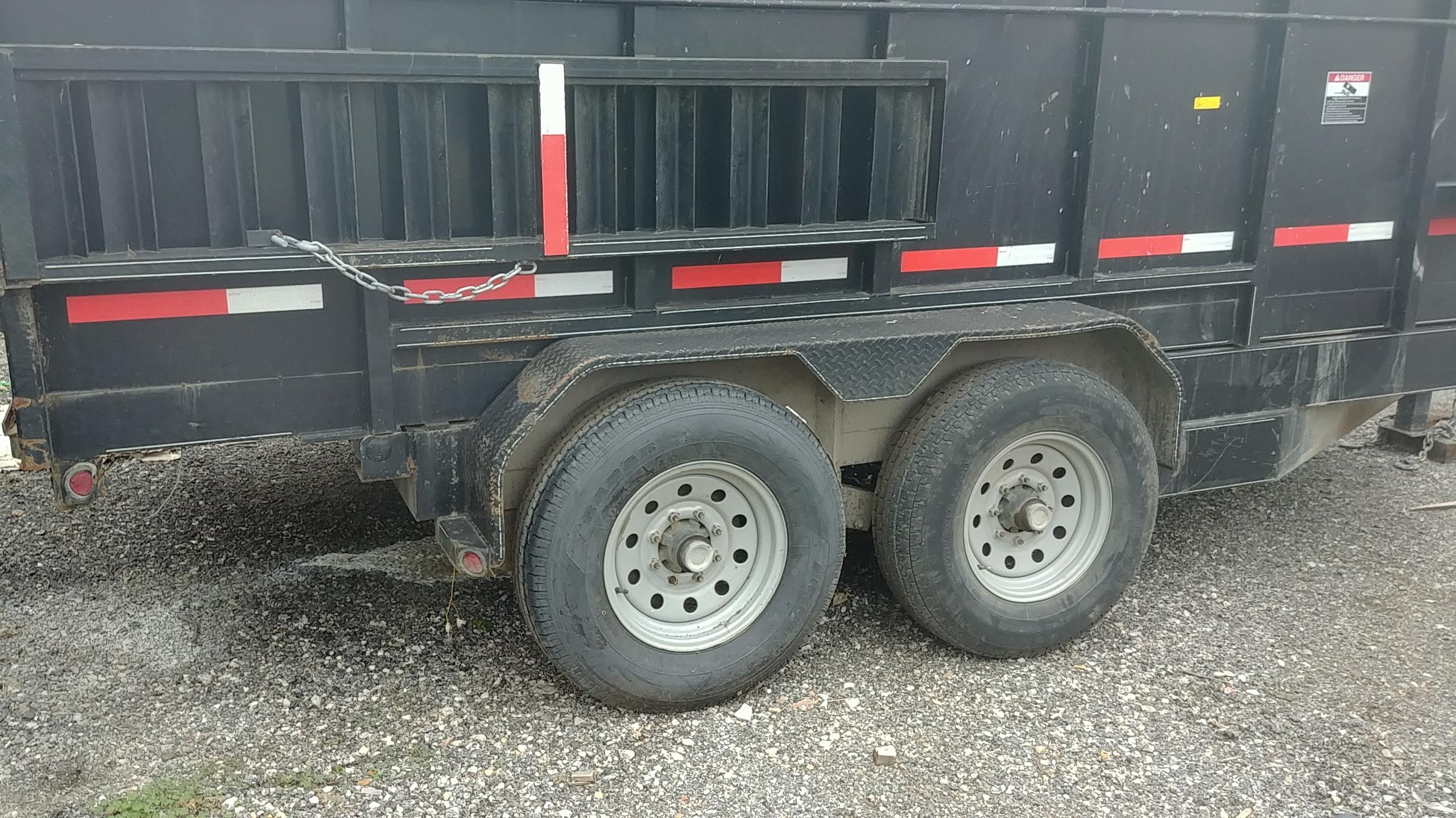 2017 CHUY'S C-5 DUMP TRAILER