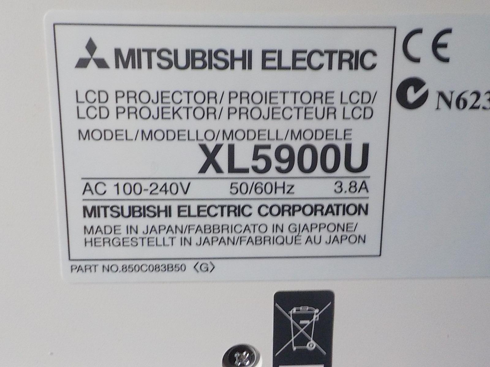MITSUBISHI XL5900U LED PROJECTOR