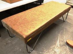 PROFEX TREATMENT TABLE - FAUX LEATHER COVERED WOOD TOP