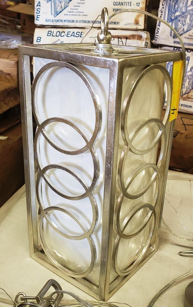 LOT OF 6 DISPLAY LIGHT FIXTURES FROM A SHOWROOM