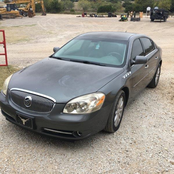 *2008 Buick Lucerne 4 Door Gray Car