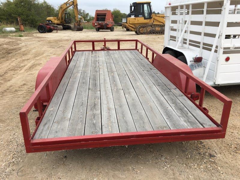 *2015 New Cross 16' Utility Trailer, Red