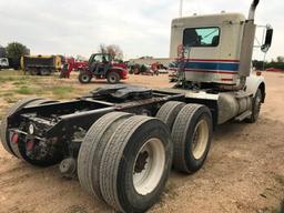 *2001 Kenworth T800 Day Cab, White