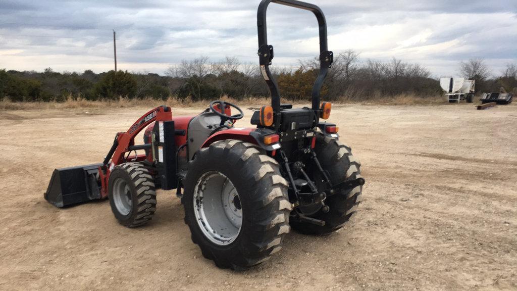 Case 40B Tractor w/K350 Loader & 6ft Bucket