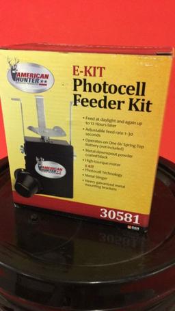 NIB American Hunter 5gal Bucket Wildlife Feeder