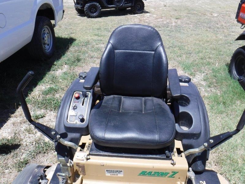 Land Pride Razor Z 52" cut Lawn Mower