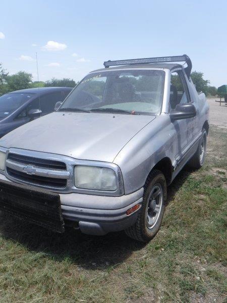 *2002 Chevy Tracker