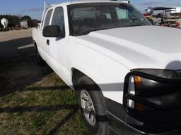 *2006 GMC Extended Cab Truck 4x4