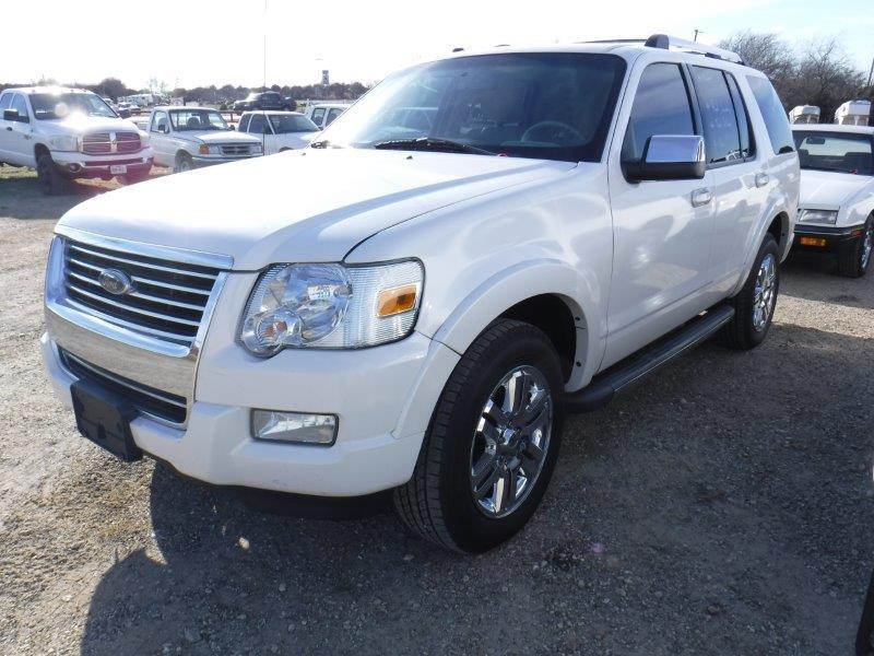 *2010 Ford Explorer