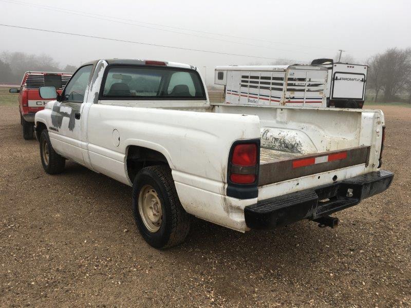 *1997 Dodge 1500 V8