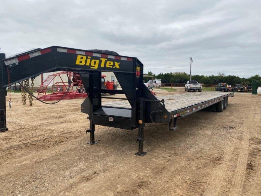 BigTex 22gn HY 40' Trailer w/Adjustable Axles