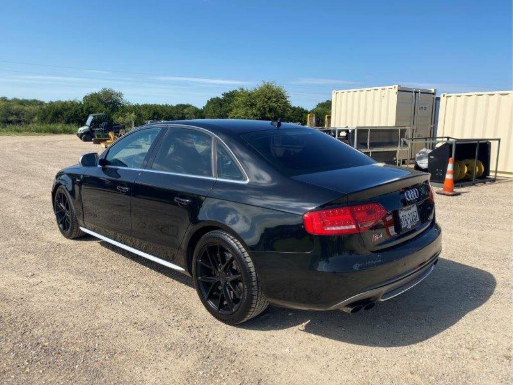 *2011 Audi S4