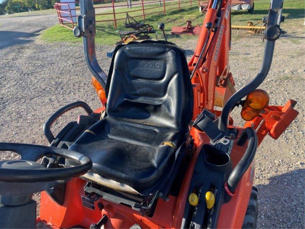 Kuboat BX24 w/Loader & Backhoe 4x4