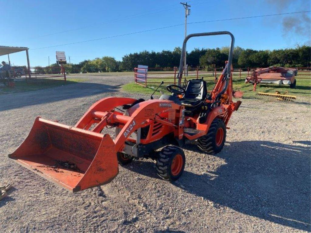 Kuboat BX24 w/Loader & Backhoe 4x4