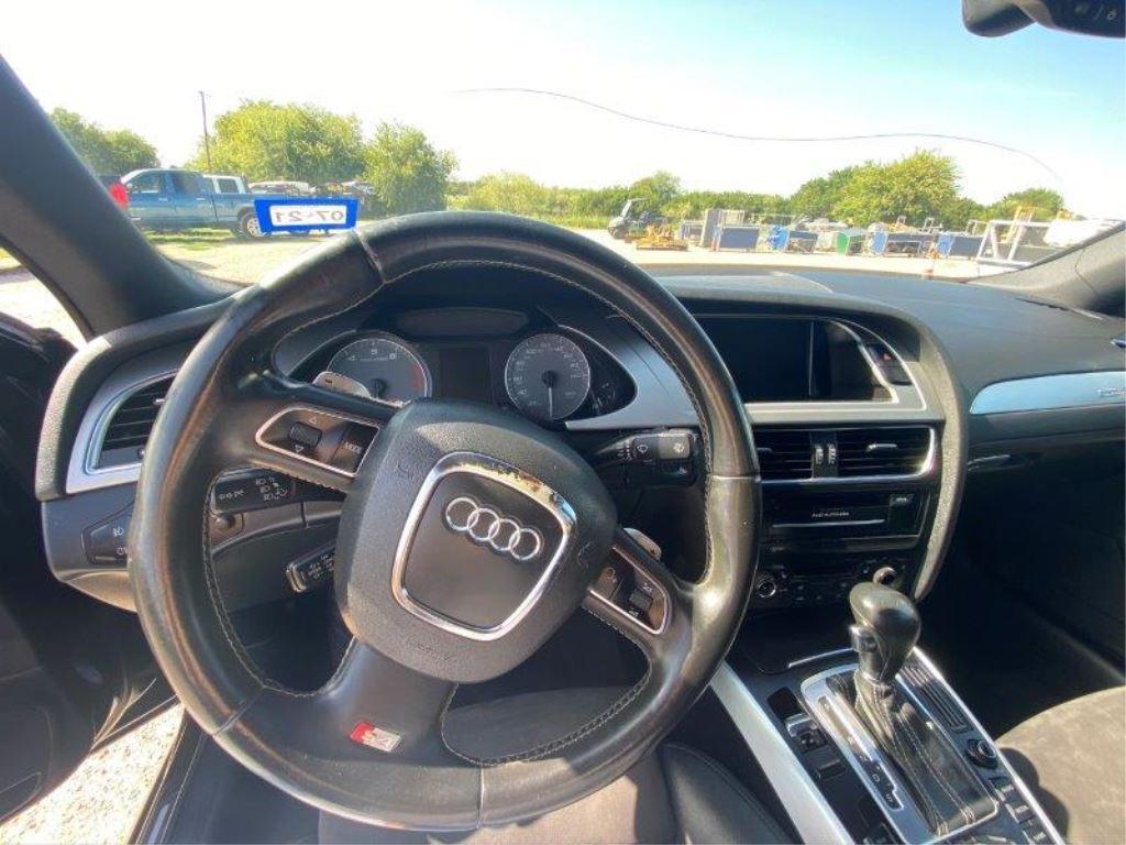 *2011 Audi S4