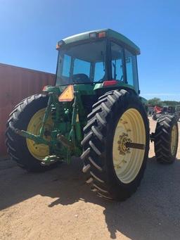 John Deere 7400 Cab Tractor 4x4