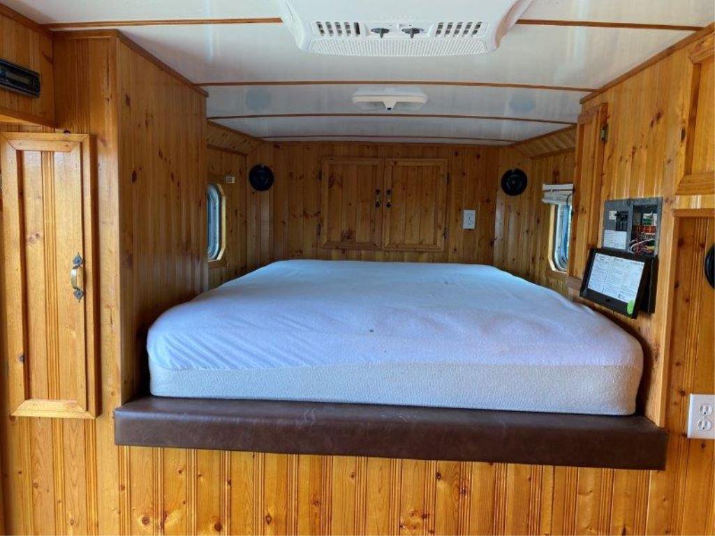 *2003 Exiss Horse Trailer