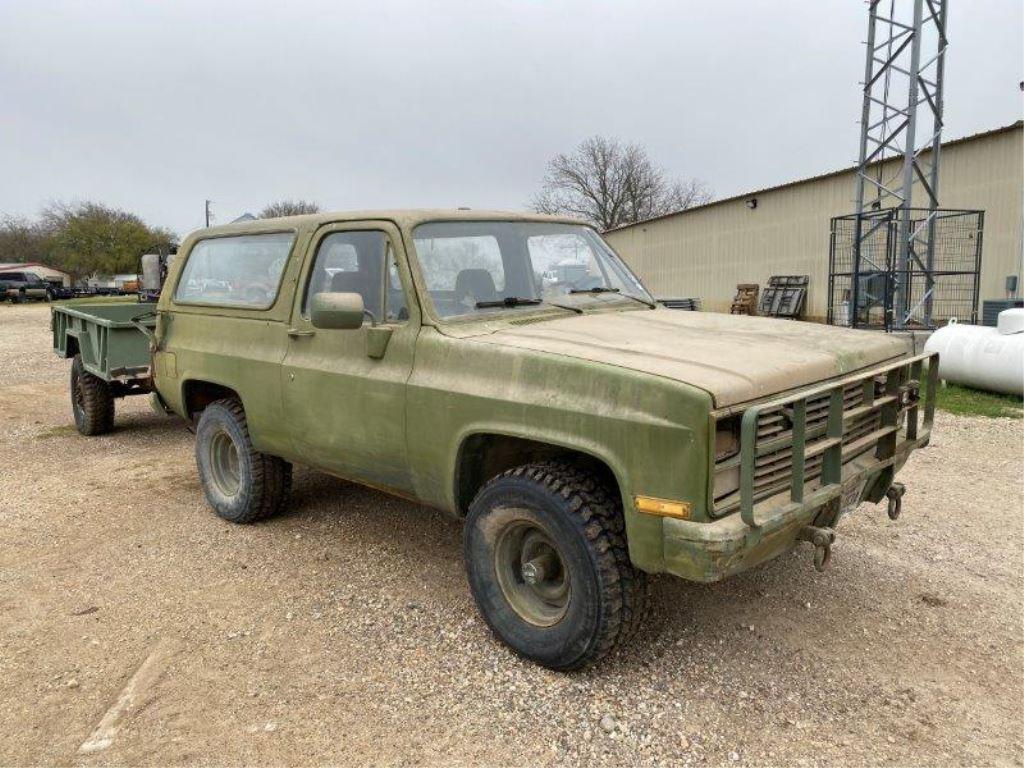 *1983 Chevrolet Blazer 4x4 w/Utility Trailer