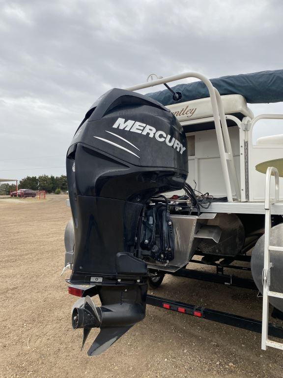 2007 Bentley 243 Fish Pontoon Boat